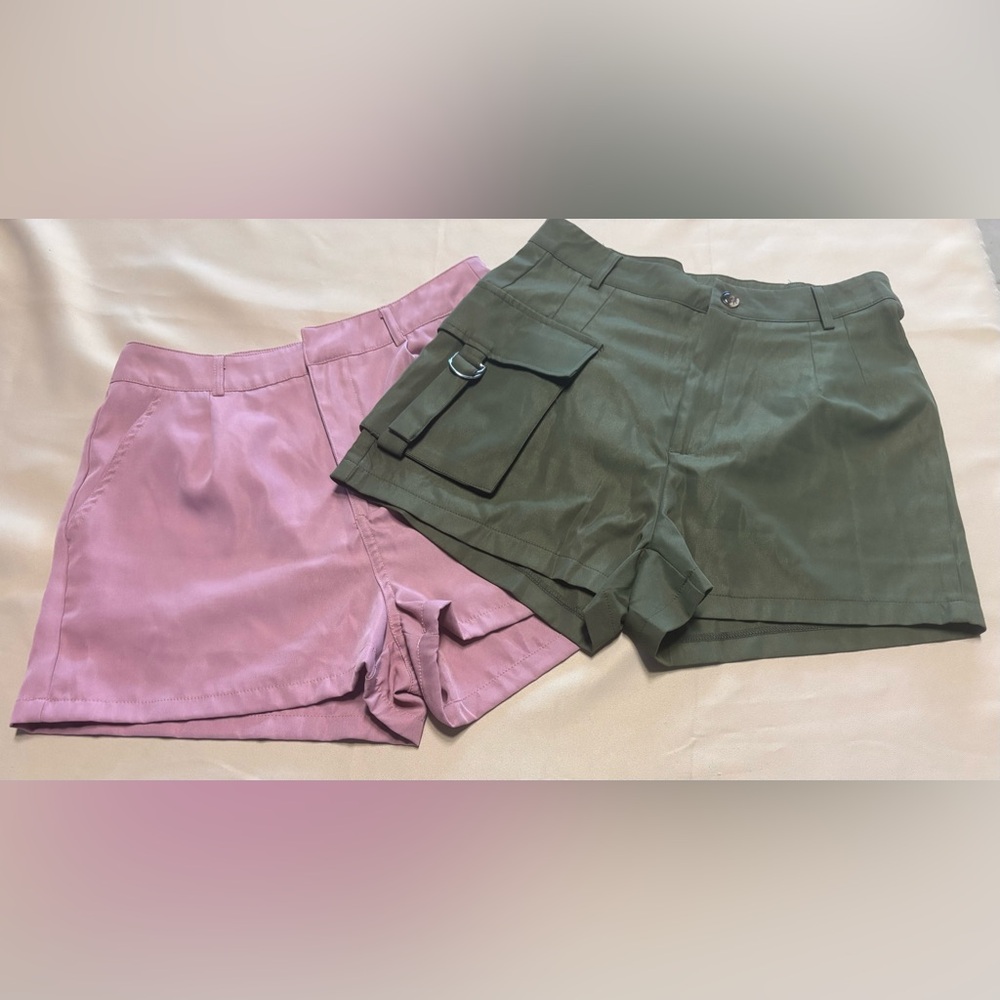 Lot‎ of 2 - SHEIN Women's Olive Green & Pink Shorts Size Medium Zipper Pockets